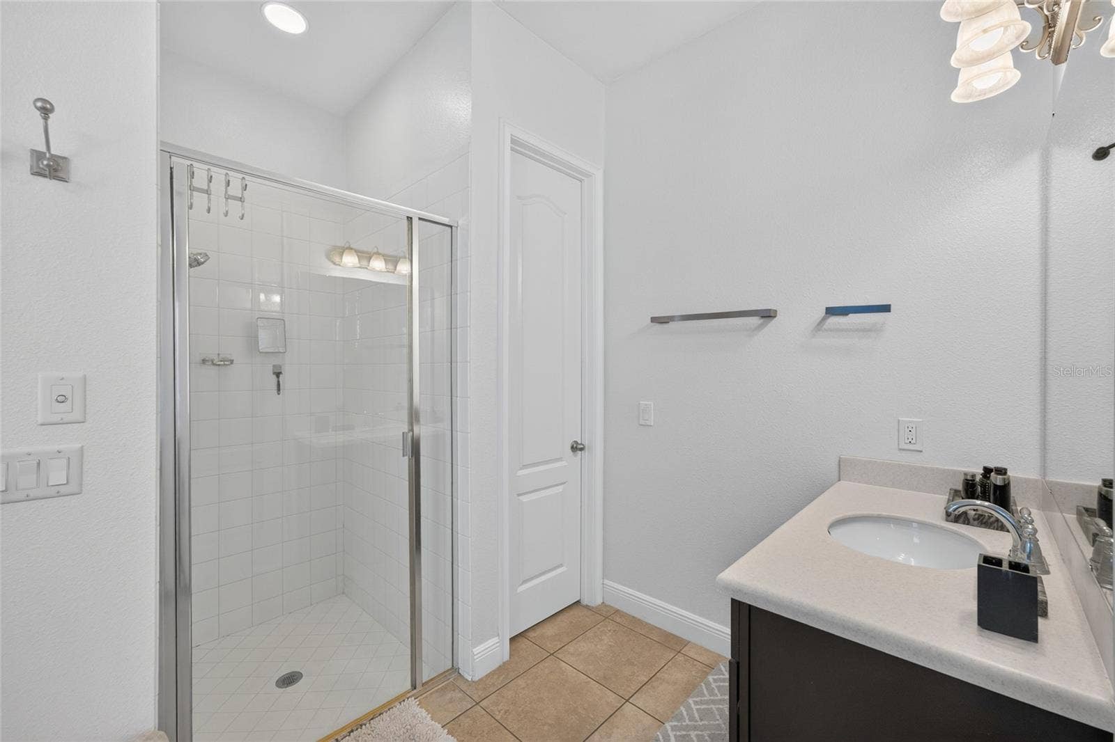 13660 CHAUVIN AVENUE, Orlando, FL 32827 13660 CHAUVIN AVENUE, Orlando, FL 32827