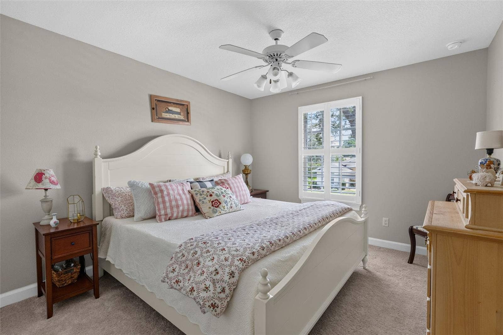 8052 LAUREL RIDGE DRIVE, Mount Dora, FL 32757 8052 LAUREL RIDGE DRIVE, Mount Dora, FL 32757