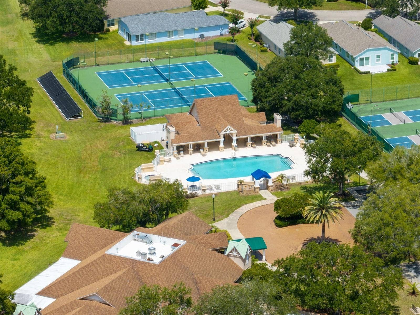 8052 LAUREL RIDGE DRIVE, Mount Dora, FL 32757 8052 LAUREL RIDGE DRIVE, Mount Dora, FL 32757