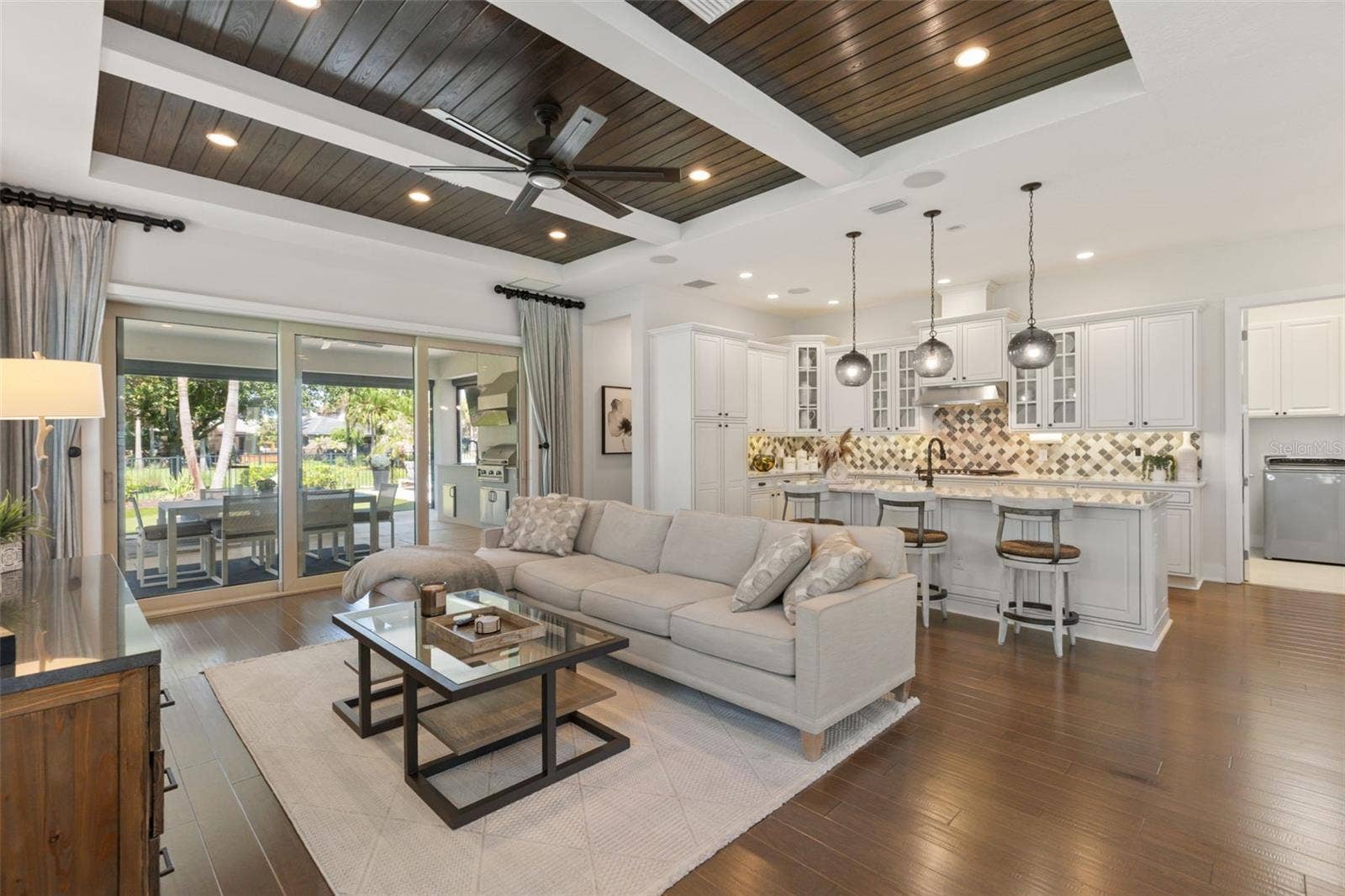8836 LAKESHORE POINTE DRIVE, Winter Garden, FL 34787 8836 LAKESHORE POINTE DRIVE, Winter Garden, FL 34787