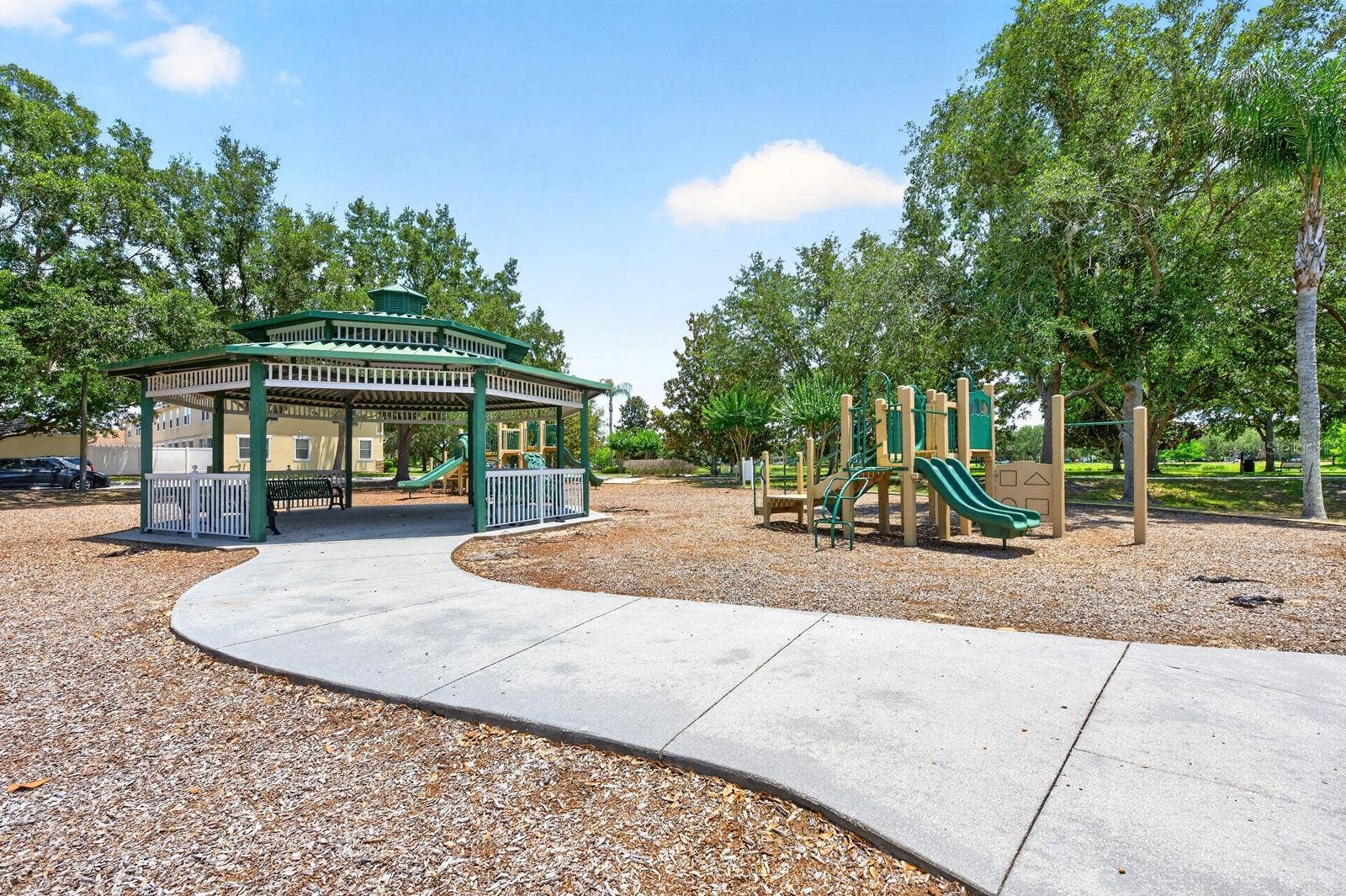 11429 BROWNSTONE STREET, Windermere, FL 34786 Playground/Covered Seating.