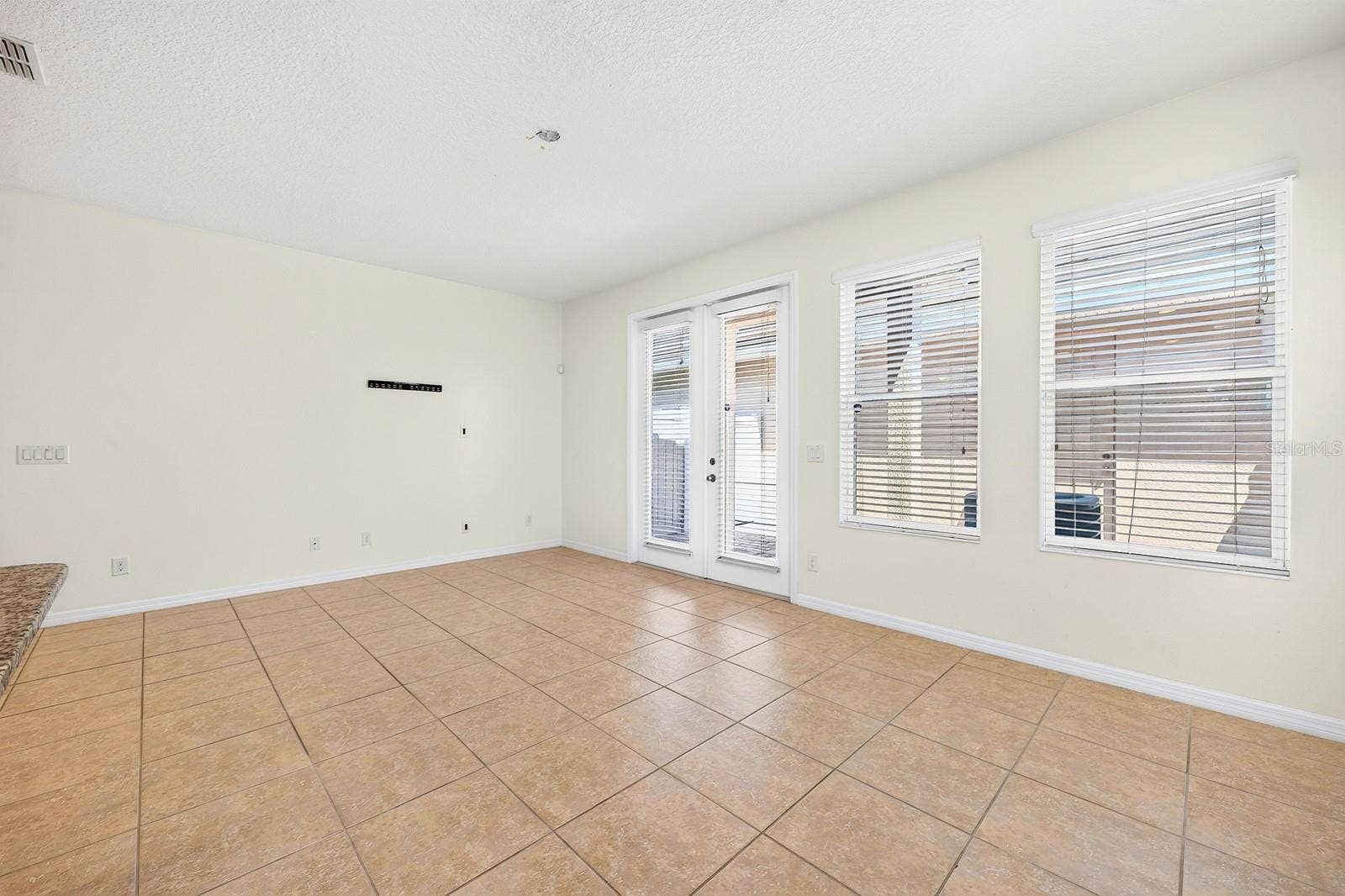 11429 BROWNSTONE STREET, Windermere, FL 34786 Living Area.