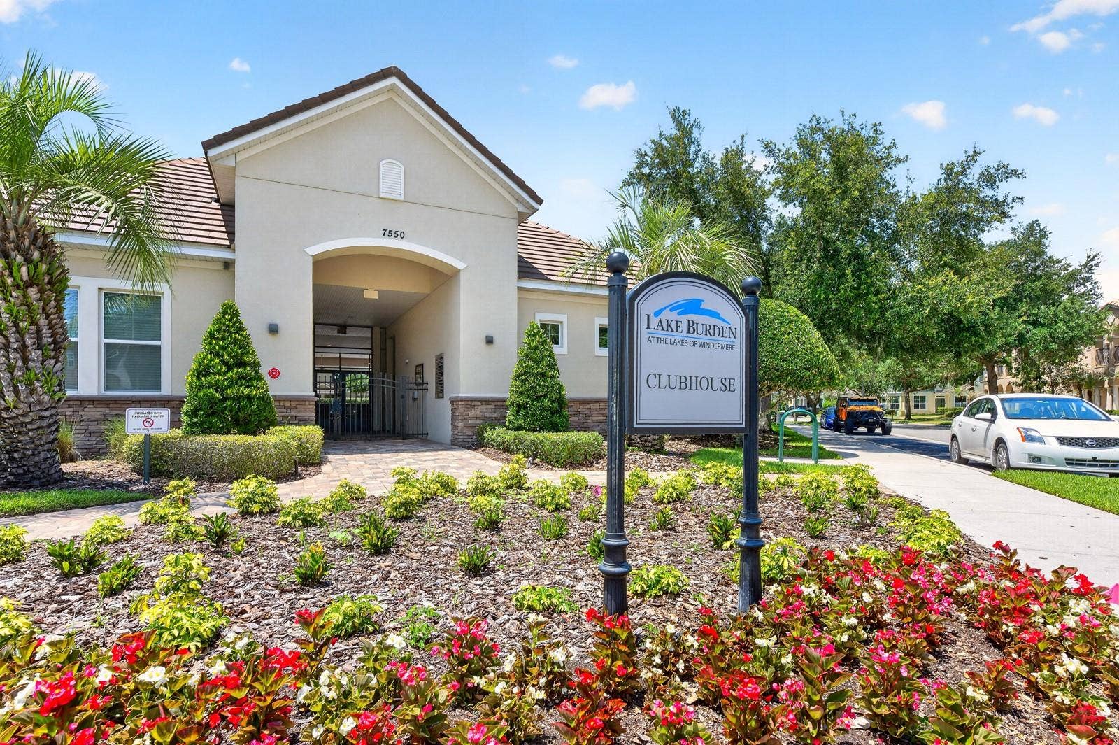 11429 BROWNSTONE STREET, Windermere, FL 34786 You are just steps from community amenities!