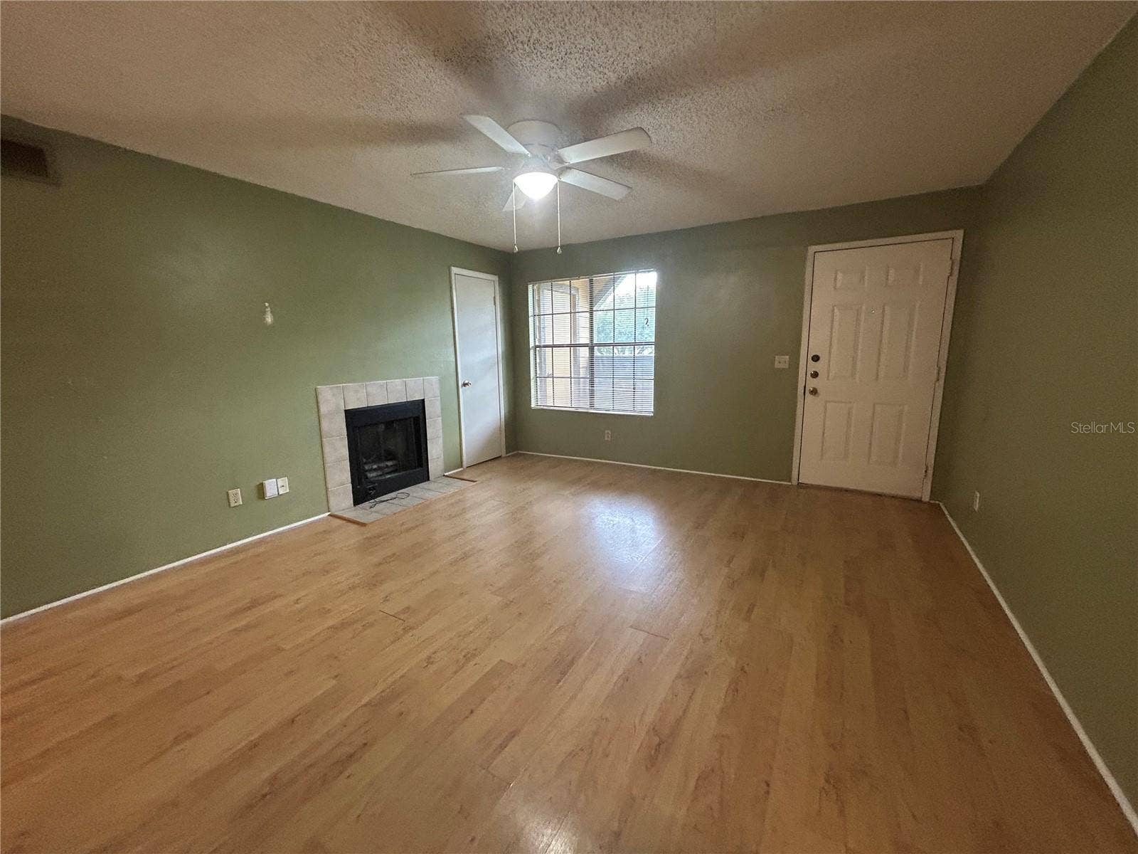 380 LAKEPOINTE DRIVE, #202, Altamonte Springs, FL 32701 380 LAKEPOINTE DRIVE, #202, Altamonte Springs, FL 32701