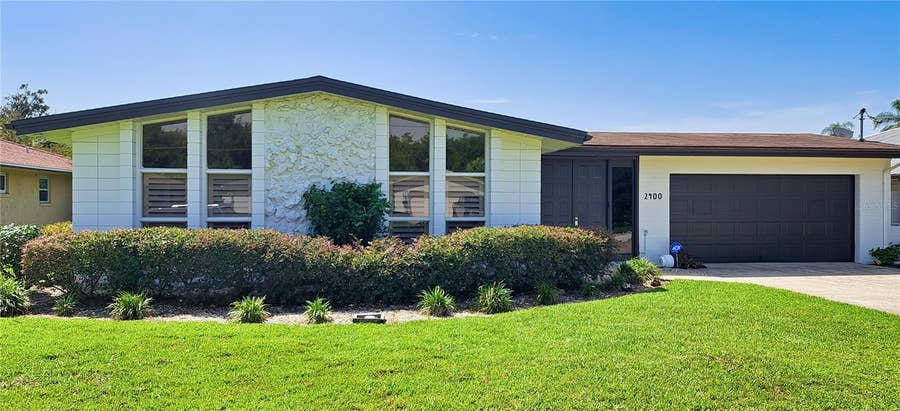 Property photo for 2400 LAUDERDALE COURT, Orlando, FL