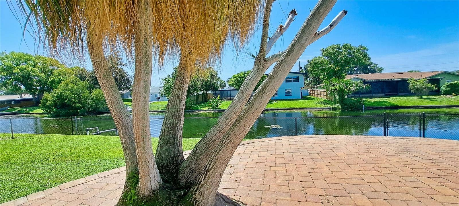 2400 LAUDERDALE COURT, Orlando, FL 32805 2400 LAUDERDALE COURT, Orlando, FL 32805
