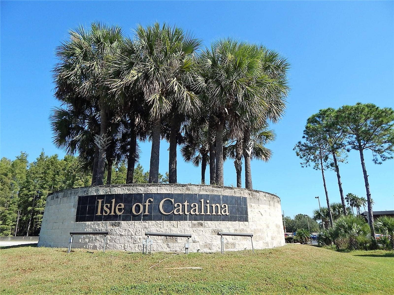 2400 LAUDERDALE COURT, Orlando, FL 32805 2400 LAUDERDALE COURT, Orlando, FL 32805