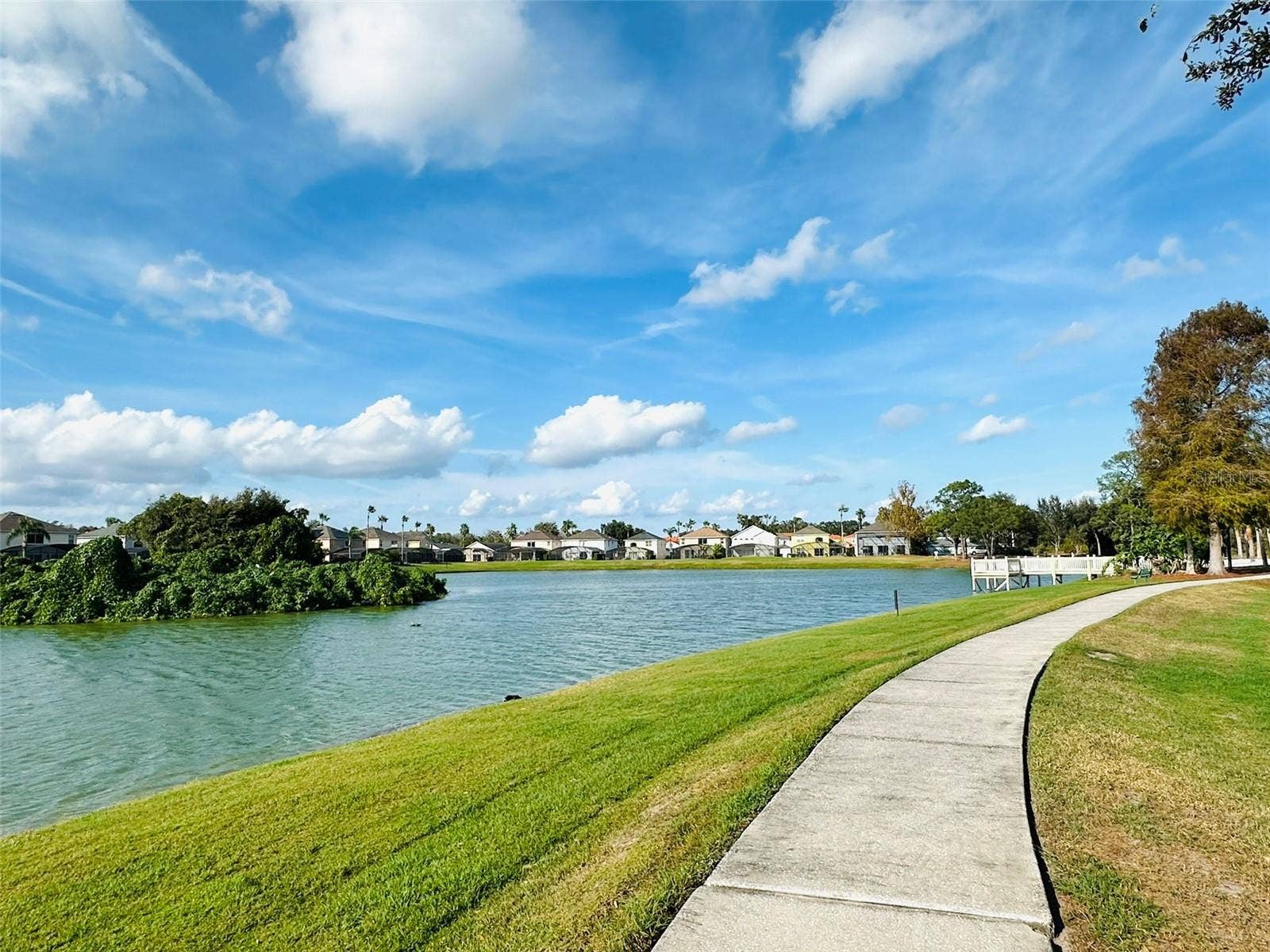 1049 LAKE BERKLEY DRIVE, Kissimmee, FL 34746 1049 LAKE BERKLEY DRIVE, Kissimmee, FL 34746