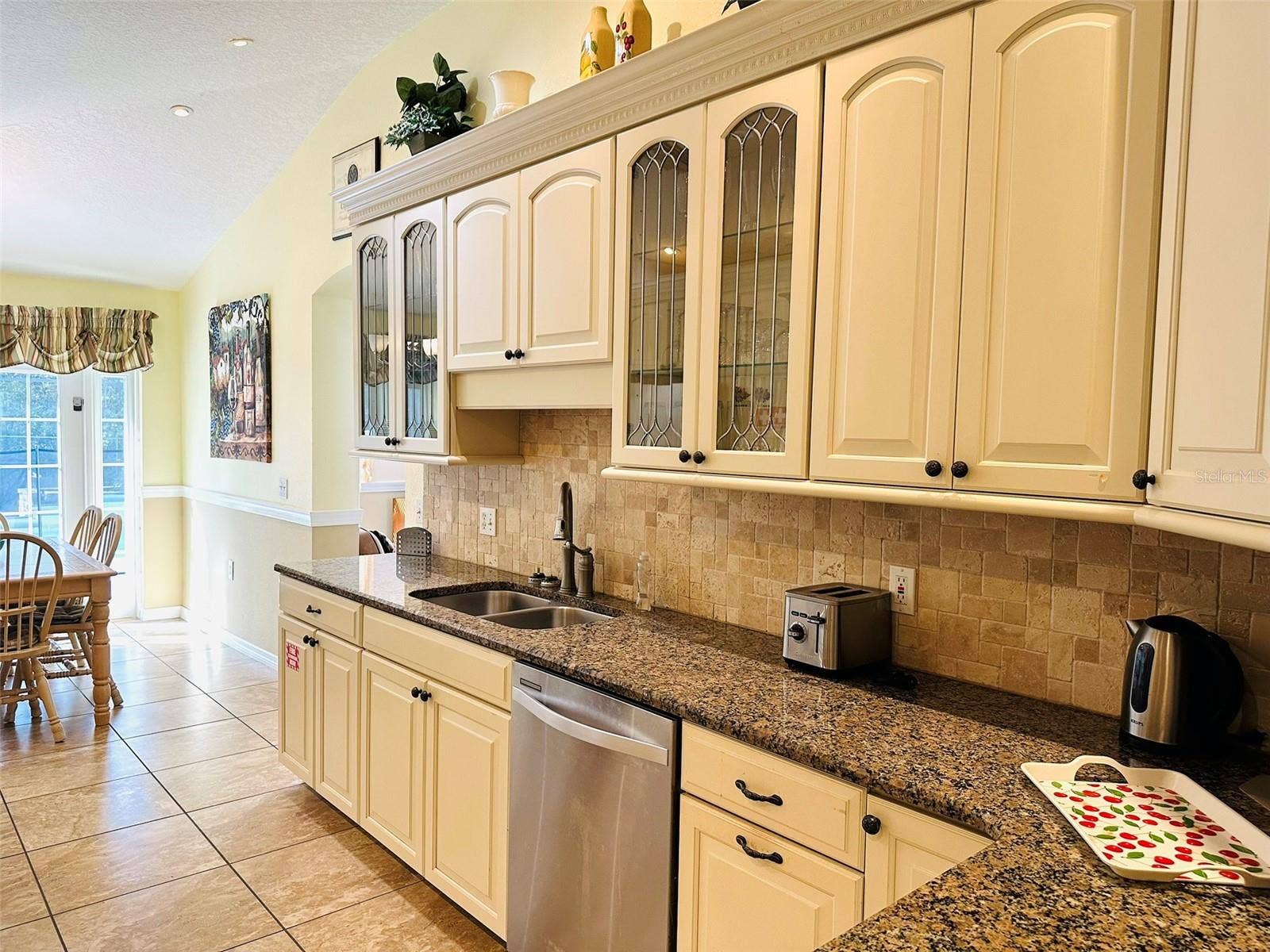 1049 LAKE BERKLEY DRIVE, Kissimmee, FL 34746 1049 LAKE BERKLEY DRIVE, Kissimmee, FL 34746