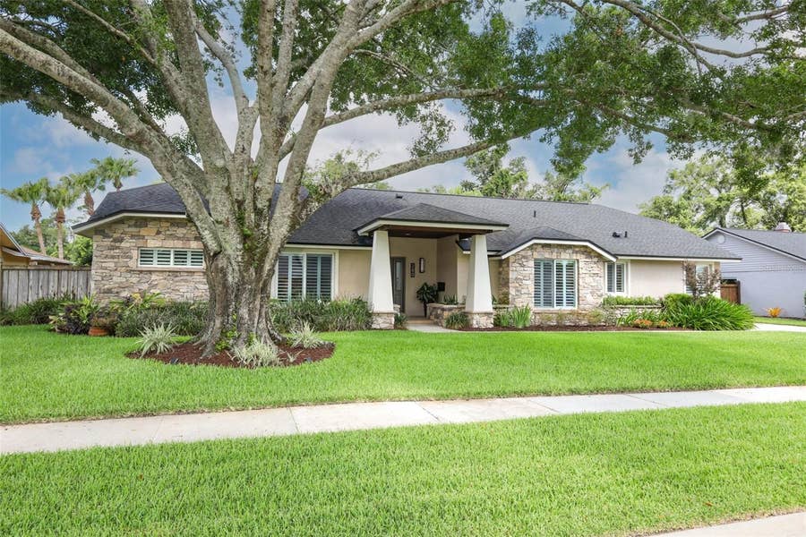 Property photo for 280 W SPRING LAKE DRIVE, Altamonte Springs, FL