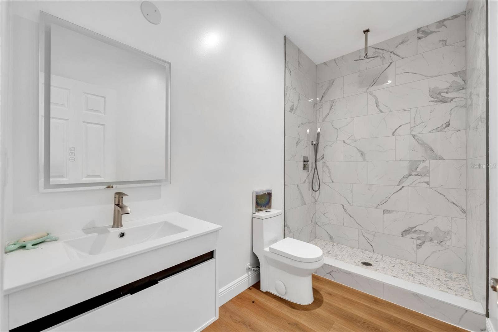 807 OAK SHADOWS ROAD, Celebration, FL 34747 Garage Apartment Full Bathroom