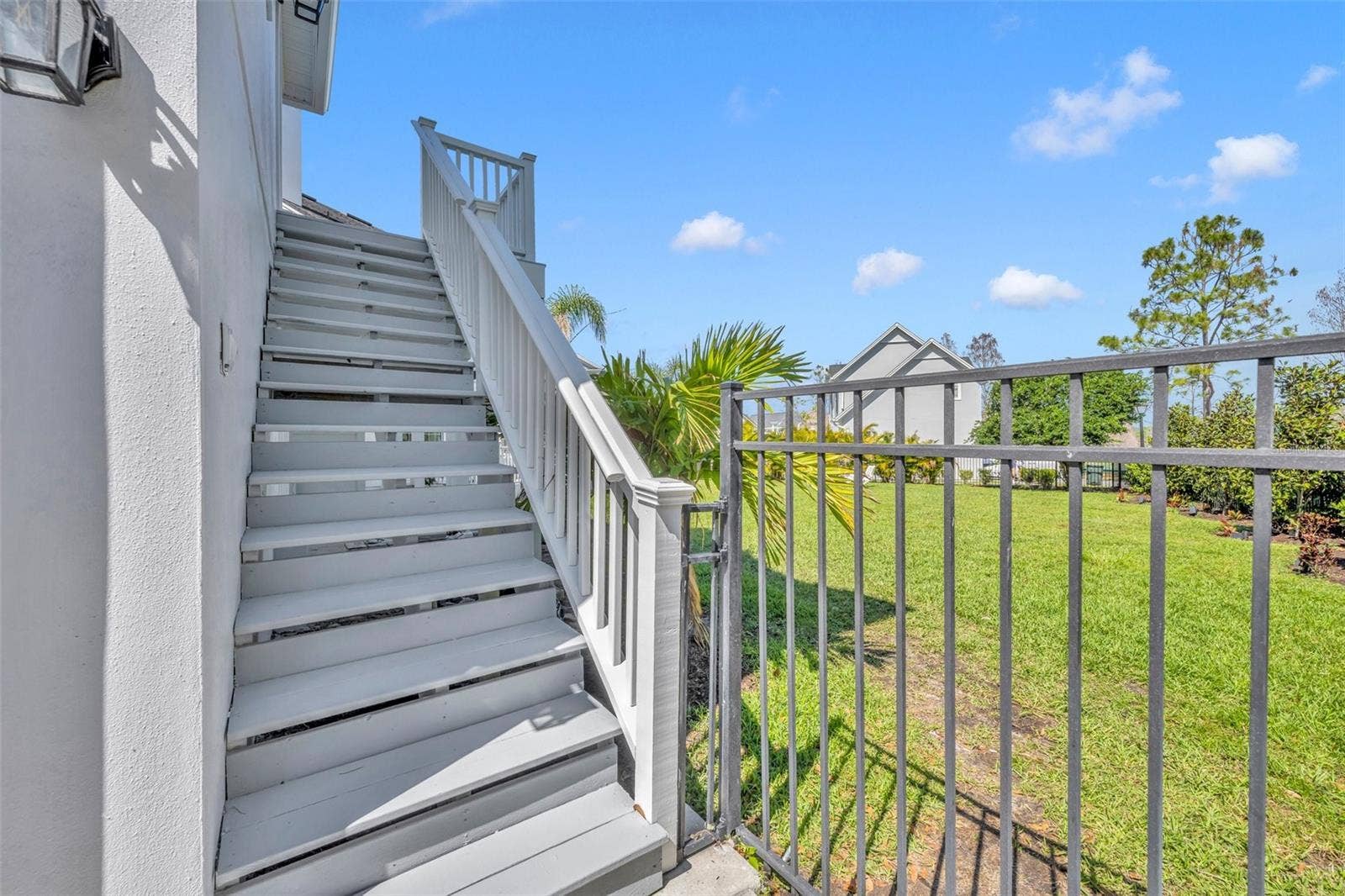 807 OAK SHADOWS ROAD, Celebration, FL 34747 Private entrance to Garage Apartment