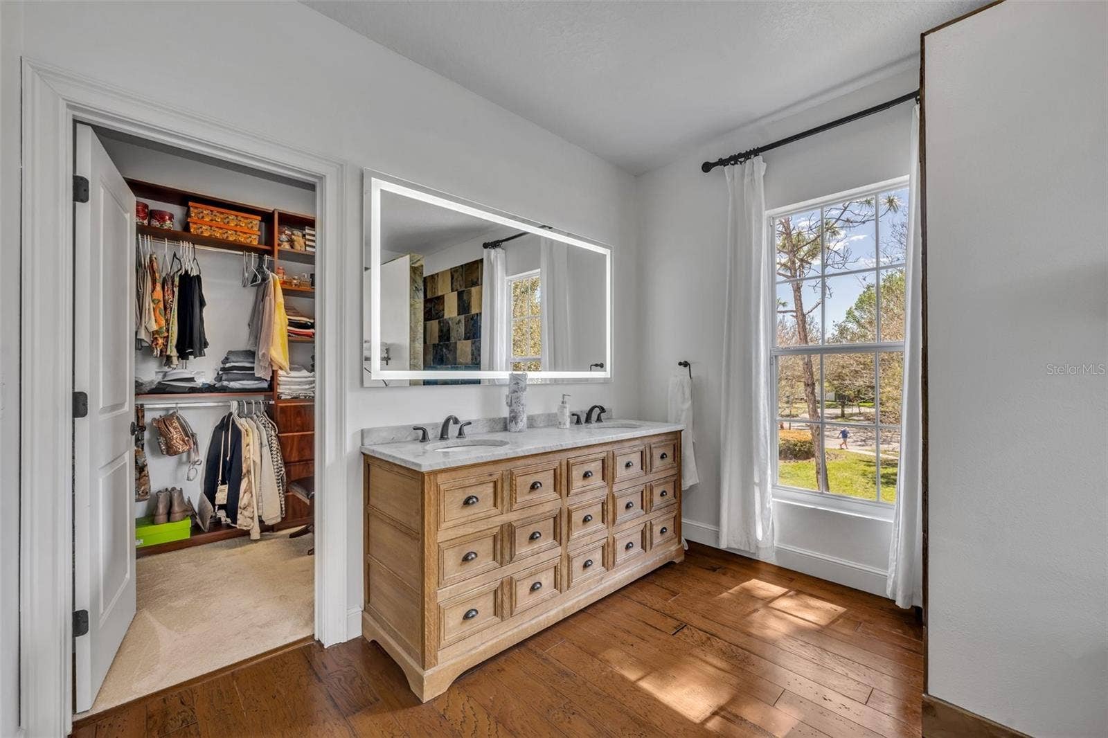 807 OAK SHADOWS ROAD, Celebration, FL 34747 Second Floor primary bathroom