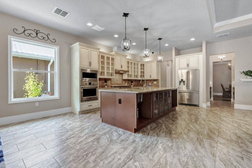 1940 MAGNOLIA AVENUE, Winter Park, FL 32792 1940 MAGNOLIA AVENUE, Winter Park, FL 32792