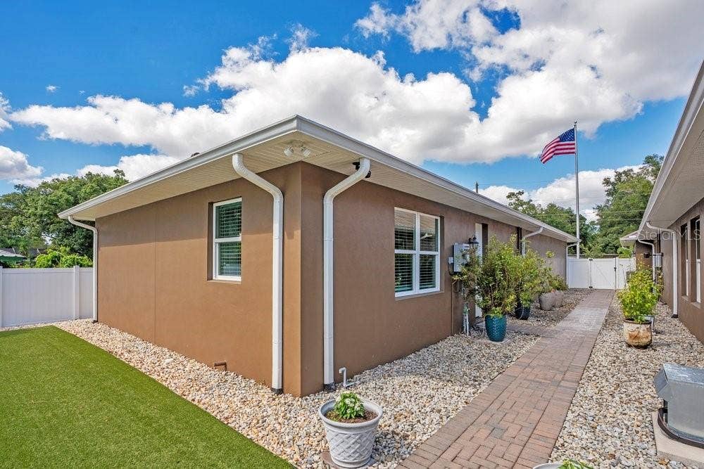 1940 MAGNOLIA AVENUE, Winter Park, FL 32792 1940 MAGNOLIA AVENUE, Winter Park, FL 32792