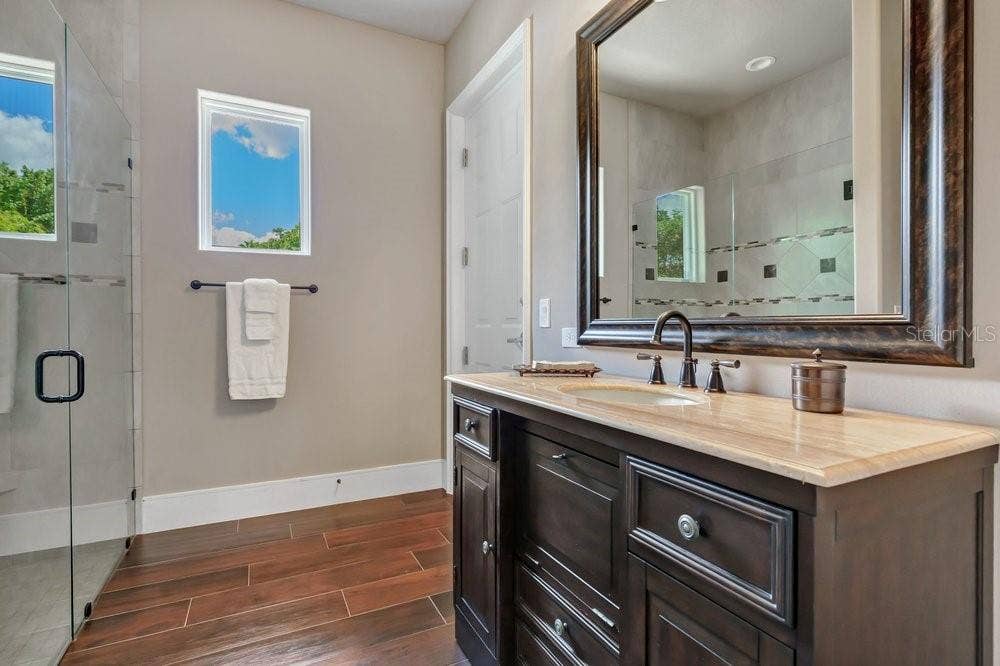 1940 MAGNOLIA AVENUE, Winter Park, FL 32792 In-Law Suite/Office private bathroom