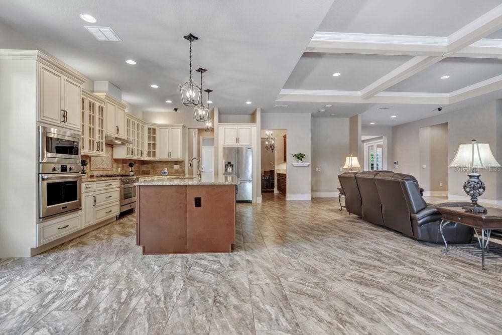 1940 MAGNOLIA AVENUE, Winter Park, FL 32792 1940 MAGNOLIA AVENUE, Winter Park, FL 32792