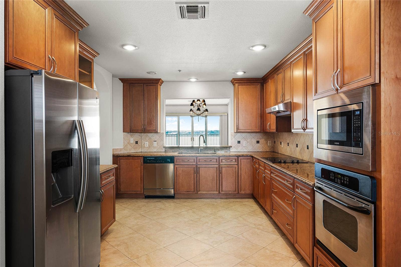 8761 THE ESPLANADE, #22, Orlando, FL 32836 8761 THE ESPLANADE, #22, Orlando, FL 32836