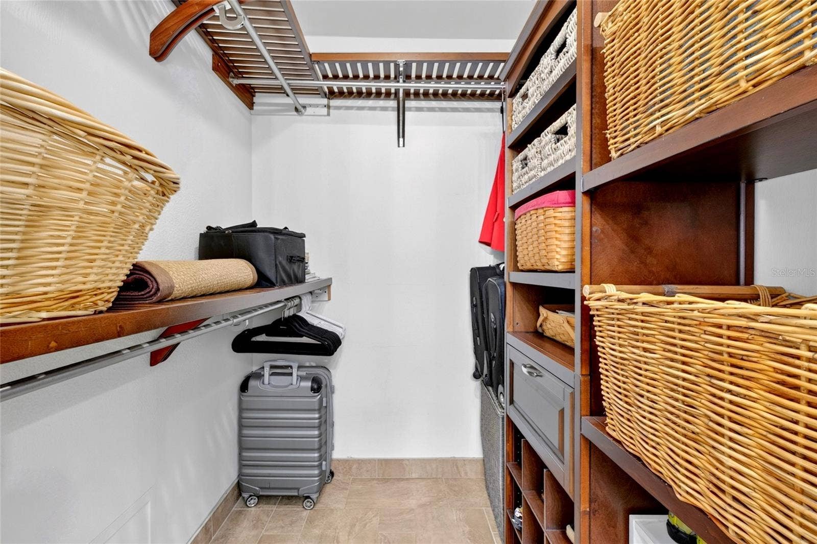 722 S RANGER BOULEVARD, Winter Park, FL 32792 Primary Walk In Closet
