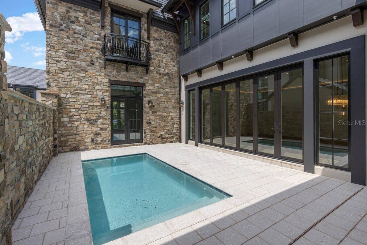 10331 WINTER SPARKLE CIRCLE, Golden Oak, FL 32836 Outdoor living and pool
