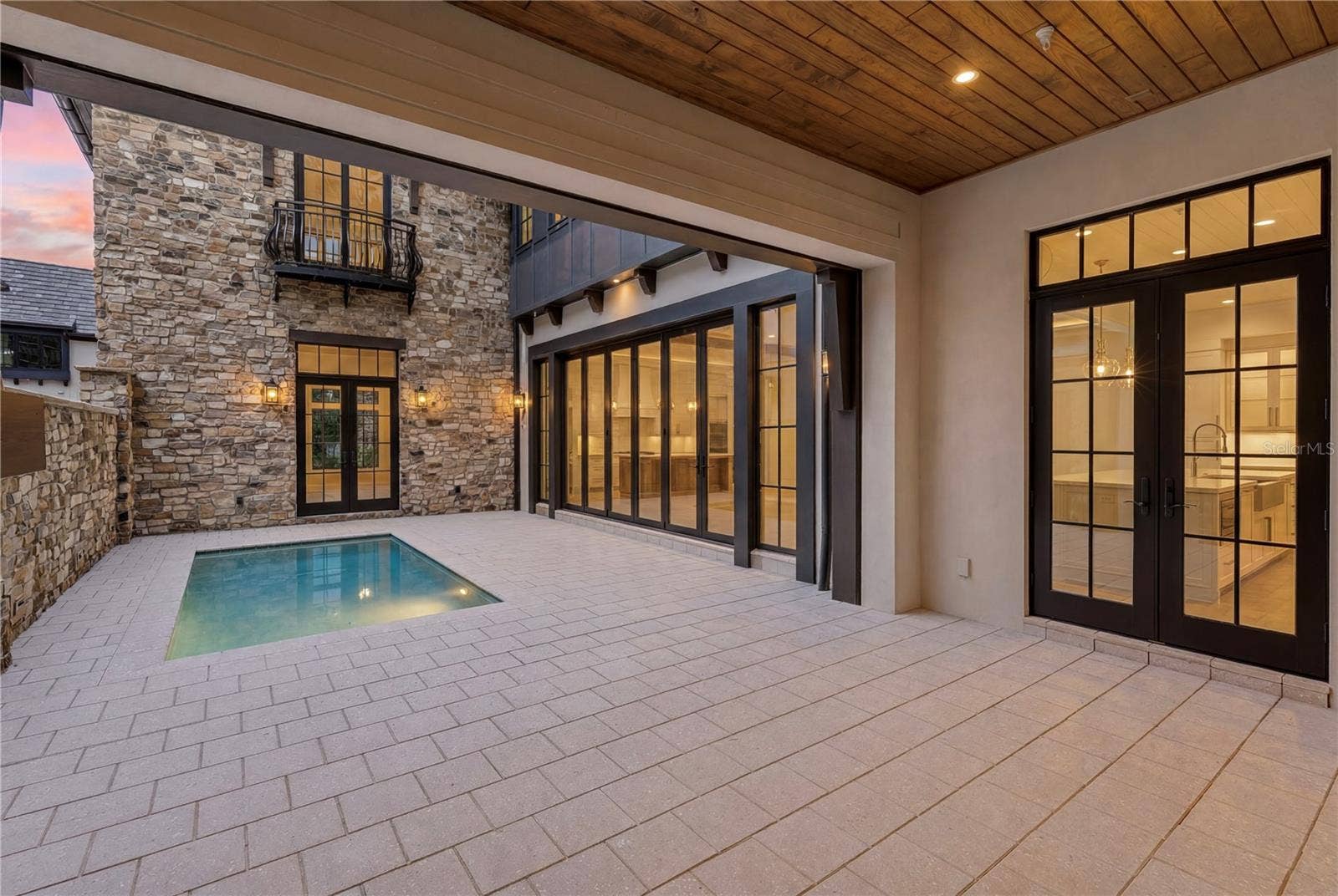 10331 WINTER SPARKLE CIRCLE, Golden Oak, FL 32836 Outdoor living and pool