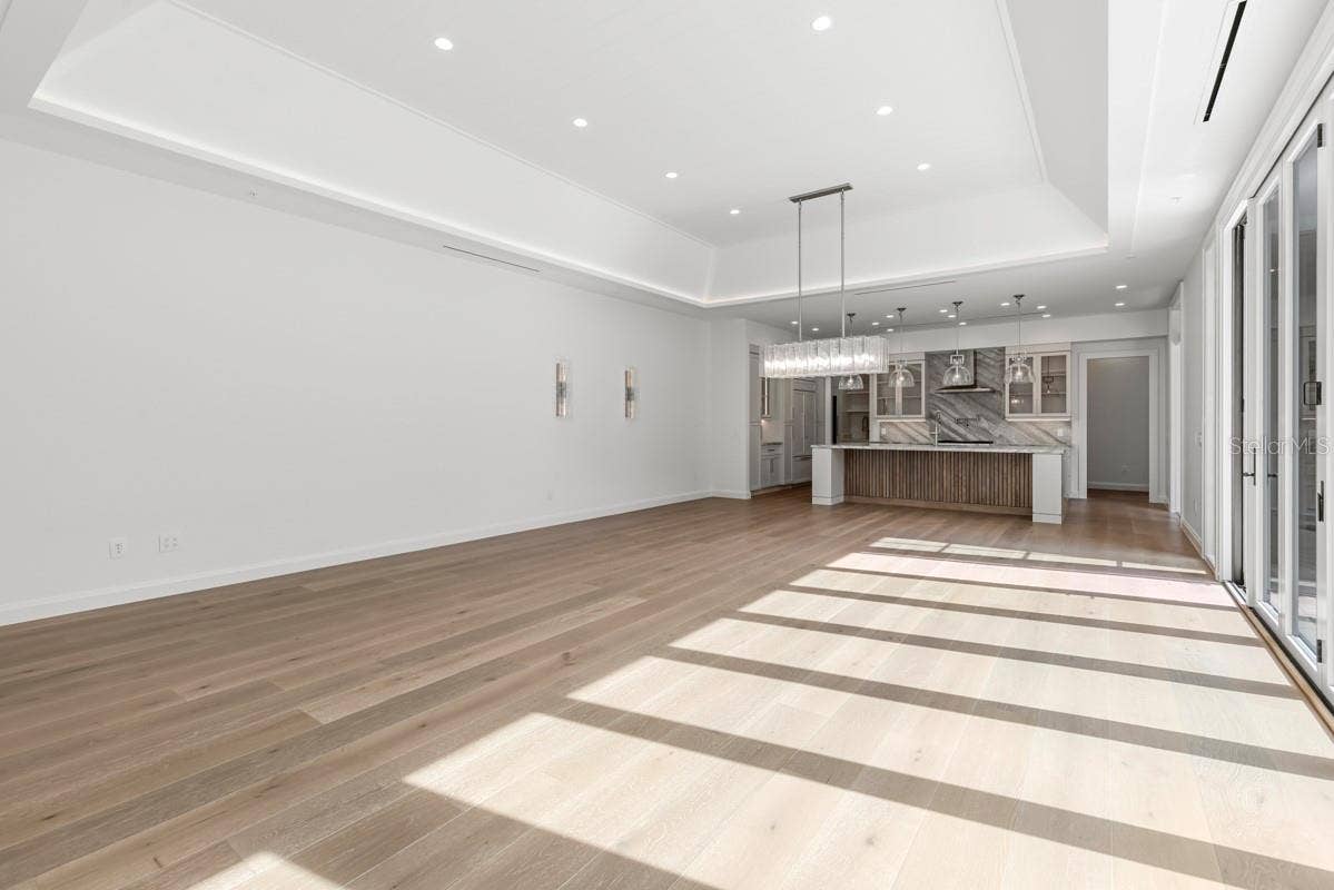 10335 WINTER SPARKLE CIRCLE, Golden Oak, FL 32836 Open concept living space with dining and gourmet kitchen