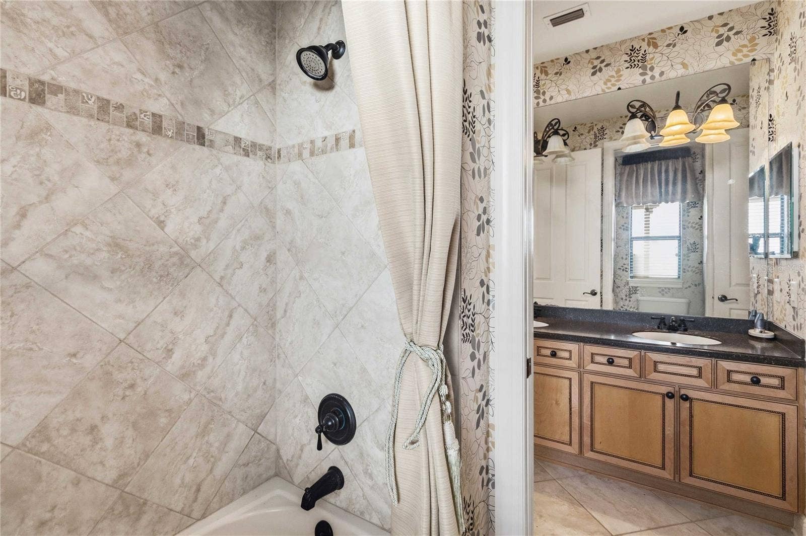1298 BELLA VISTA CIRCLE, Longwood, FL 32779 1298 BELLA VISTA CIRCLE, Longwood, FL 32779