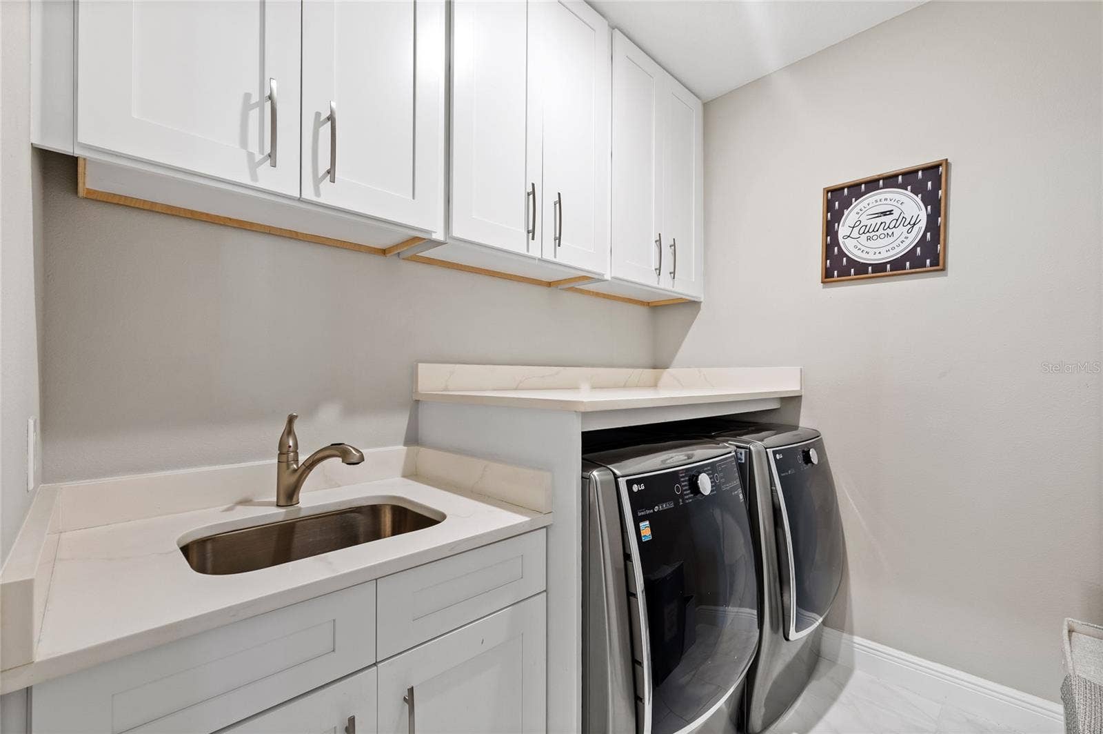 15031 GUAVA BAY DRIVE, Winter Garden, FL 34787 15031 GUAVA BAY DRIVE, Winter Garden, FL 34787