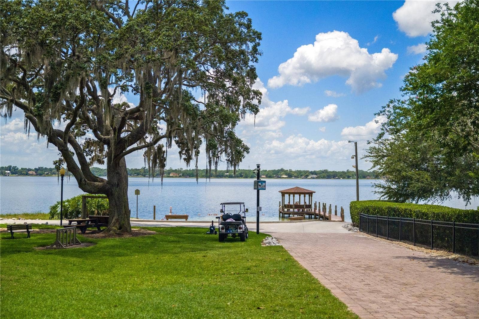 2009 WOODY DRIVE, Windermere, FL 34786 2009 WOODY DRIVE, Windermere, FL 34786