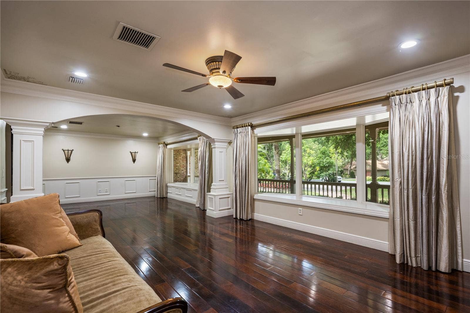 2009 WOODY DRIVE, Windermere, FL 34786 2009 WOODY DRIVE, Windermere, FL 34786