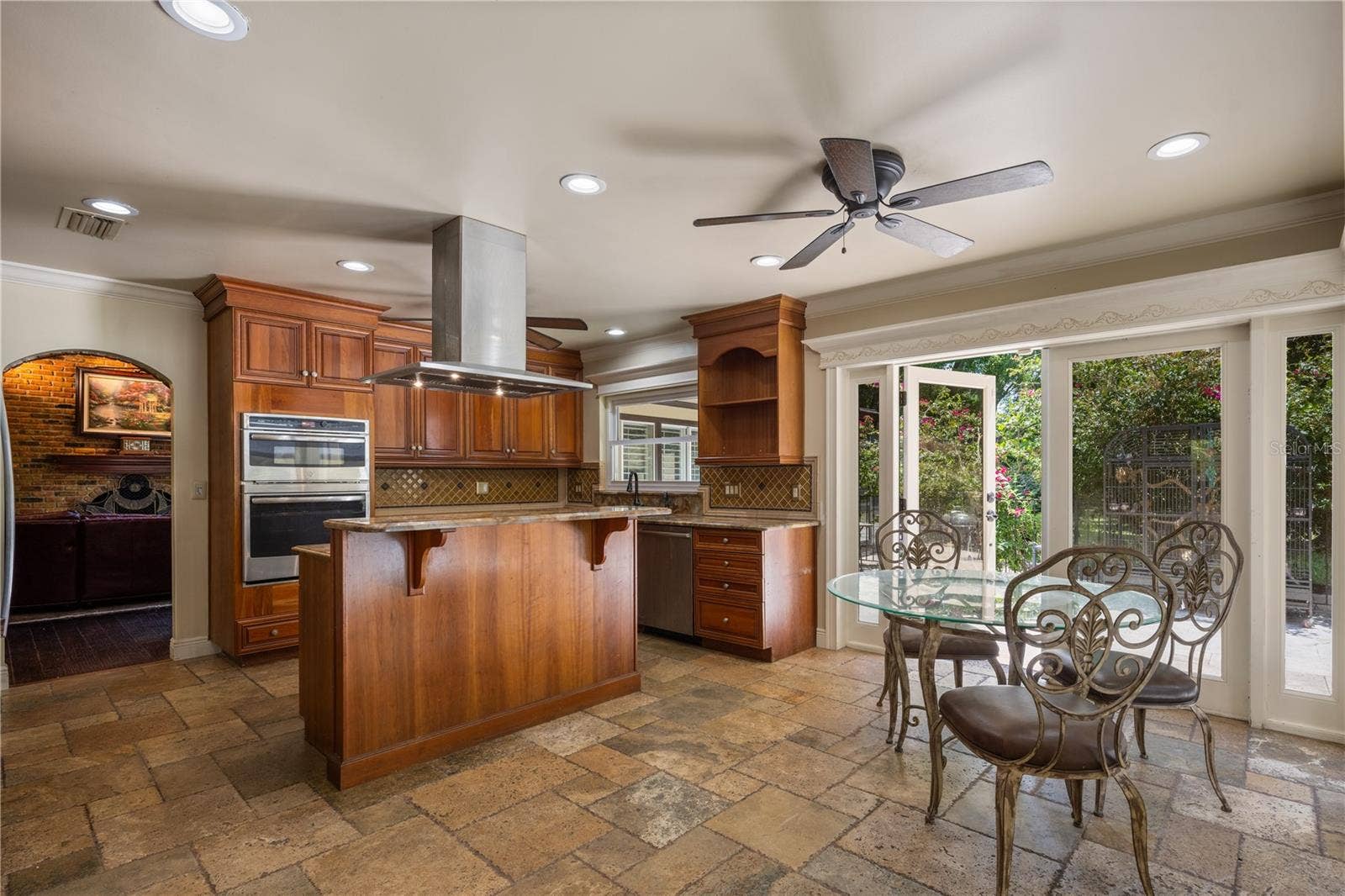2009 WOODY DRIVE, Windermere, FL 34786 2009 WOODY DRIVE, Windermere, FL 34786