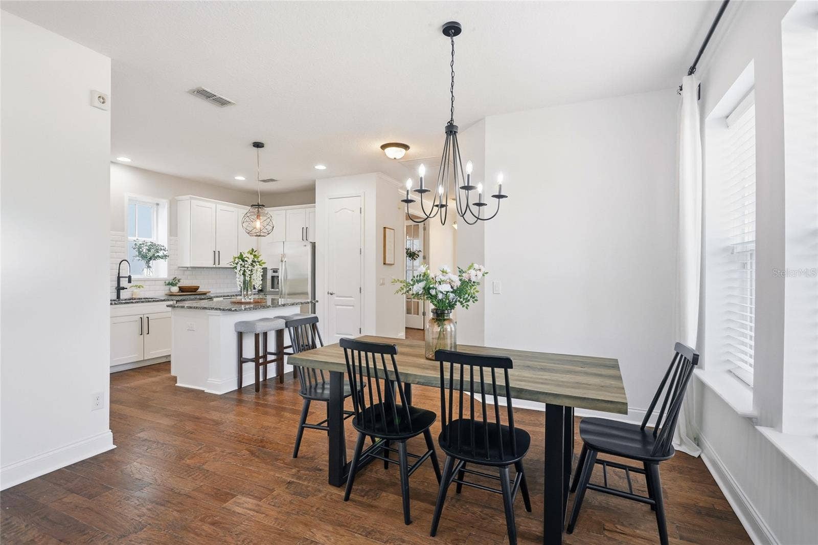 8105 LAUREATE BOULEVARD, Orlando, FL 32827 8105 LAUREATE BOULEVARD, Orlando, FL 32827