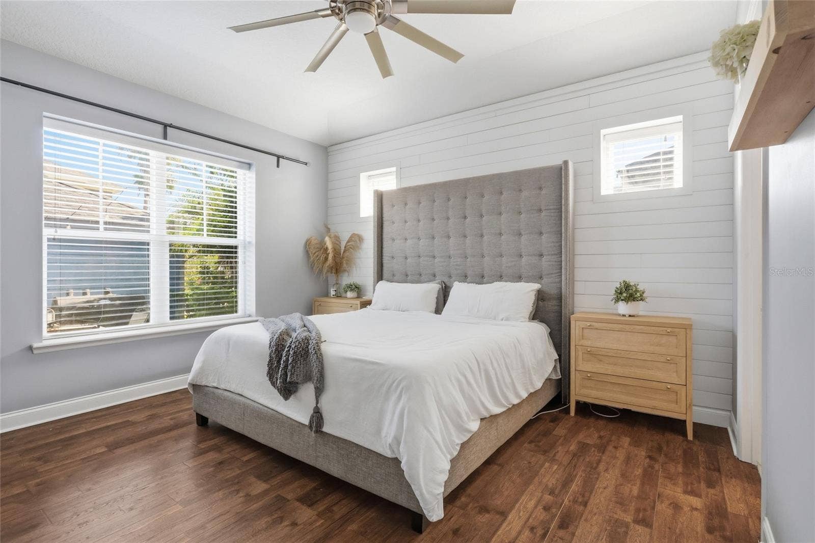 8105 LAUREATE BOULEVARD, Orlando, FL 32827 8105 LAUREATE BOULEVARD, Orlando, FL 32827