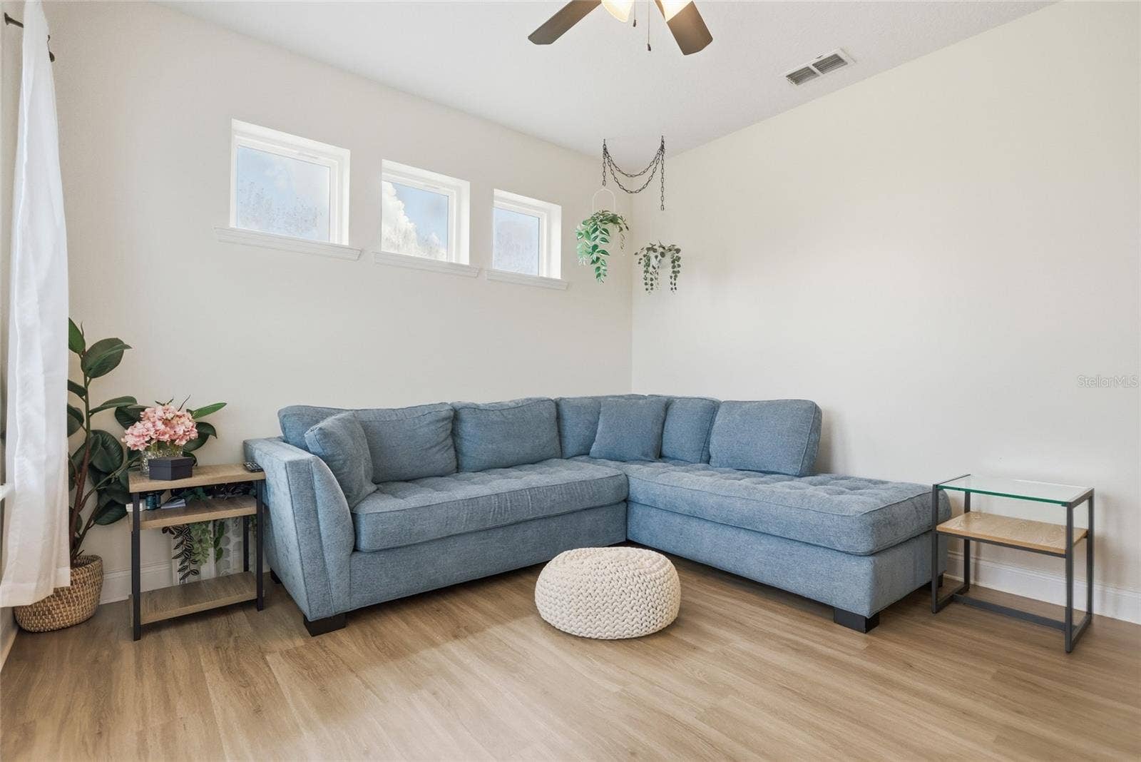 8105 LAUREATE BOULEVARD, Orlando, FL 32827 8105 LAUREATE BOULEVARD, Orlando, FL 32827