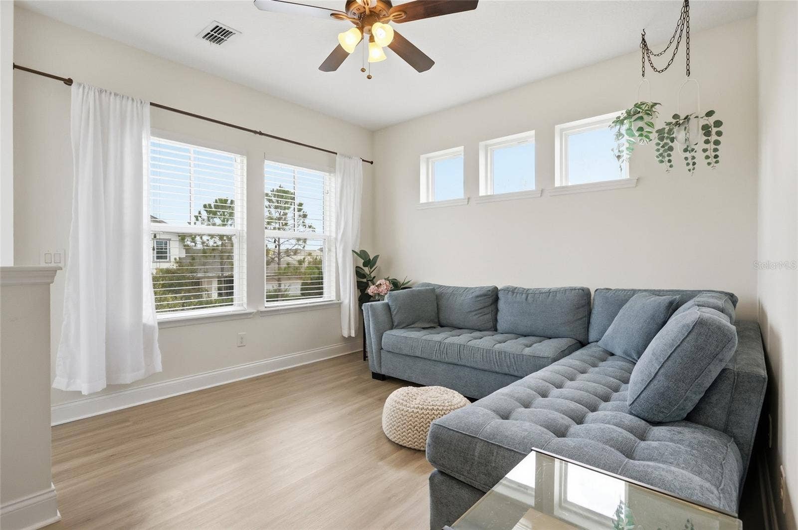 8105 LAUREATE BOULEVARD, Orlando, FL 32827 8105 LAUREATE BOULEVARD, Orlando, FL 32827