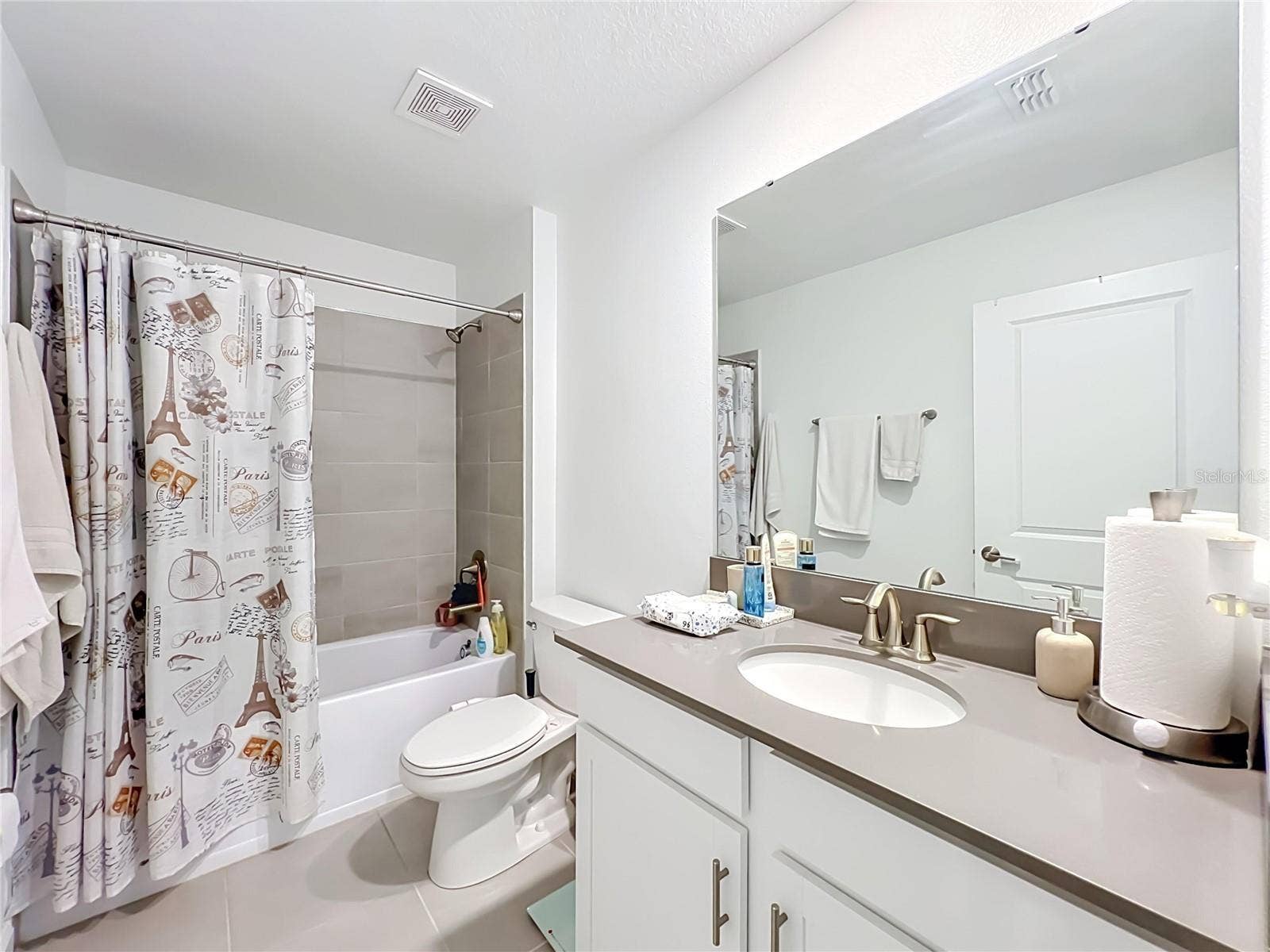 11835 BOLDFACE DRIVE, Orlando, FL 32832 11835 BOLDFACE DRIVE, Orlando, FL 32832