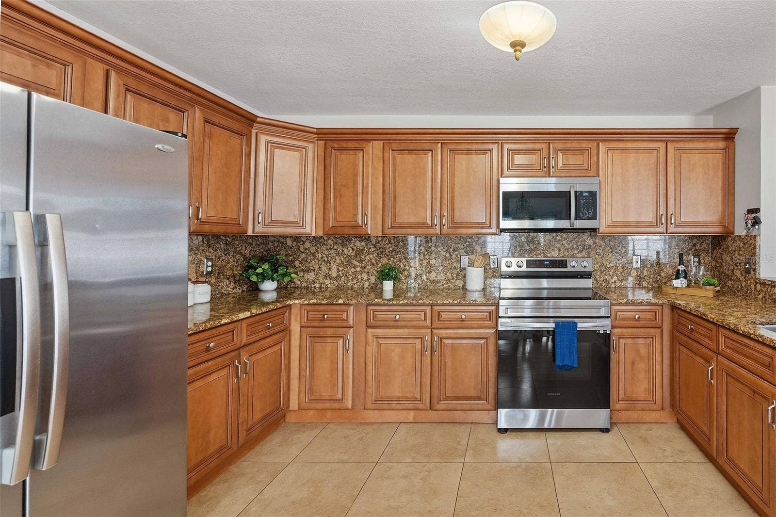 1424 AGUACATE COURT, Orlando, FL 32837 1424 AGUACATE COURT, Orlando, FL 32837