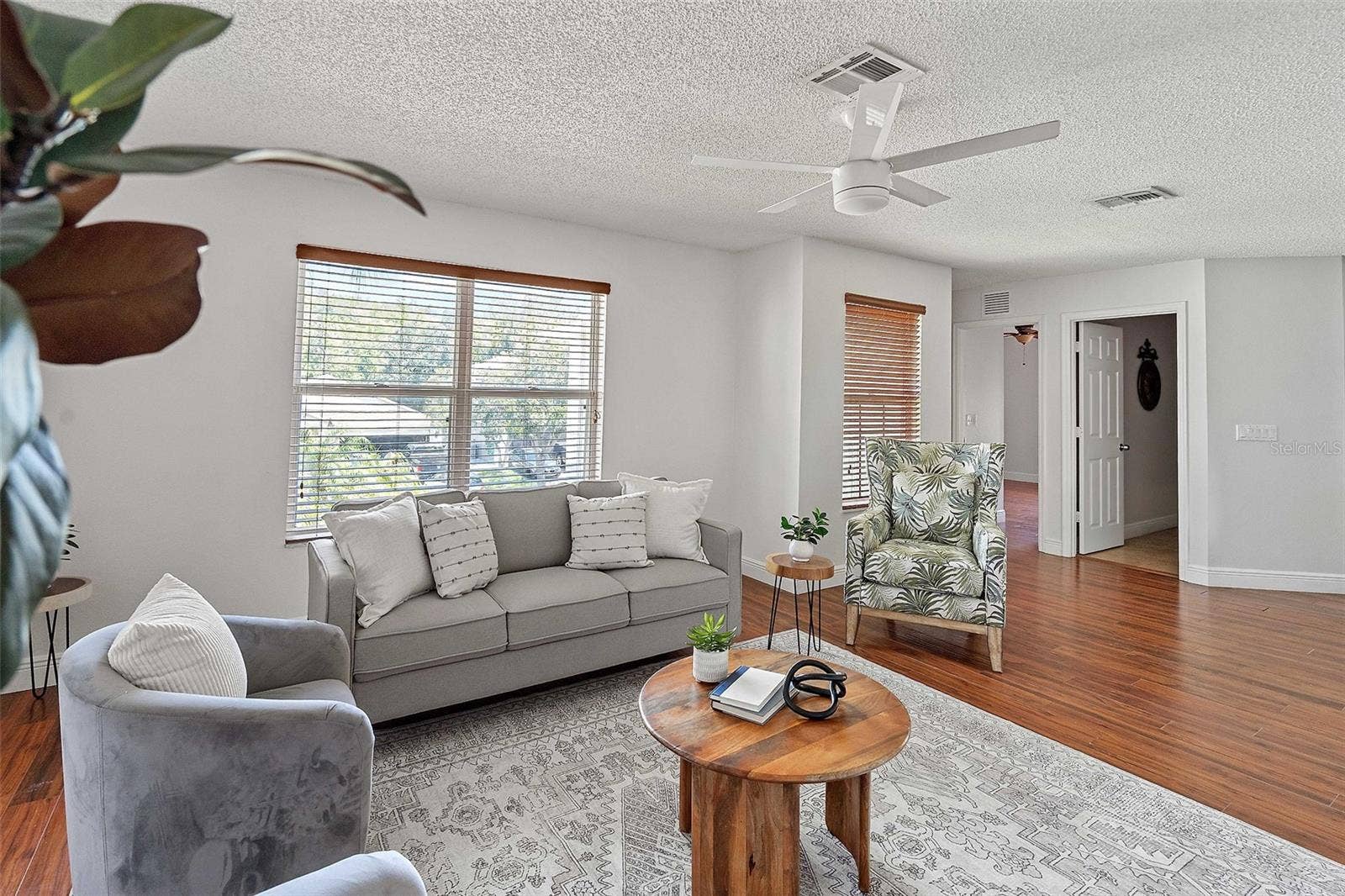1424 AGUACATE COURT, Orlando, FL 32837 Massive Loft area. Perfect for another living space, game area or room conversion