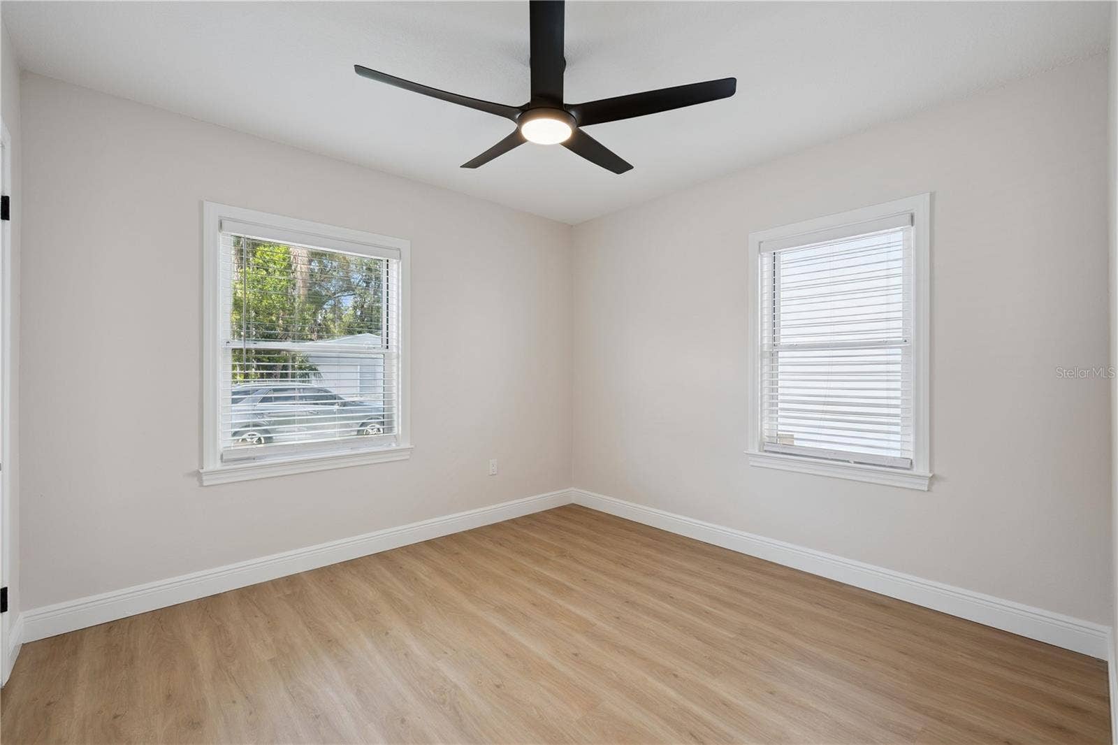 201 E MURIEL STREET, Orlando, FL 32806