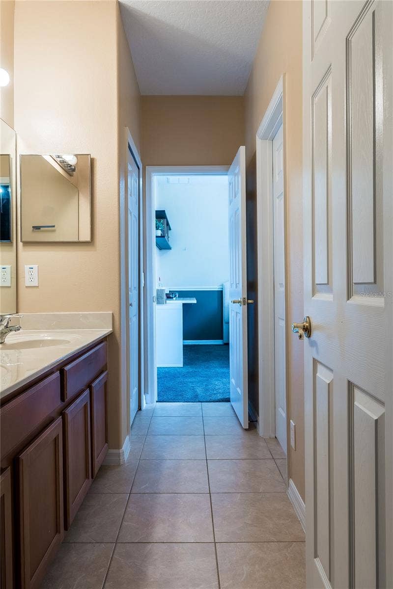 4642 RIVER GEM AVENUE, Windermere, FL 34786 Jack&Jill bathroom