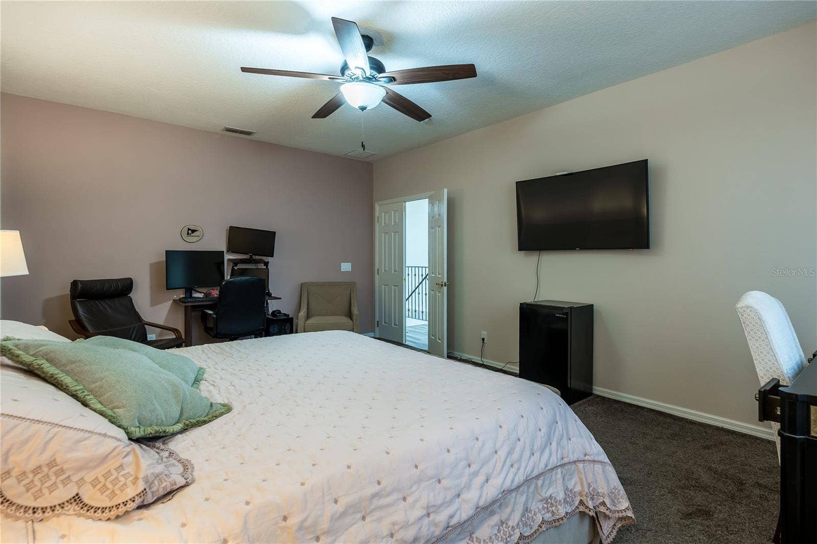 4642 RIVER GEM AVENUE, Windermere, FL 34786 4642 RIVER GEM AVENUE, Windermere, FL 34786