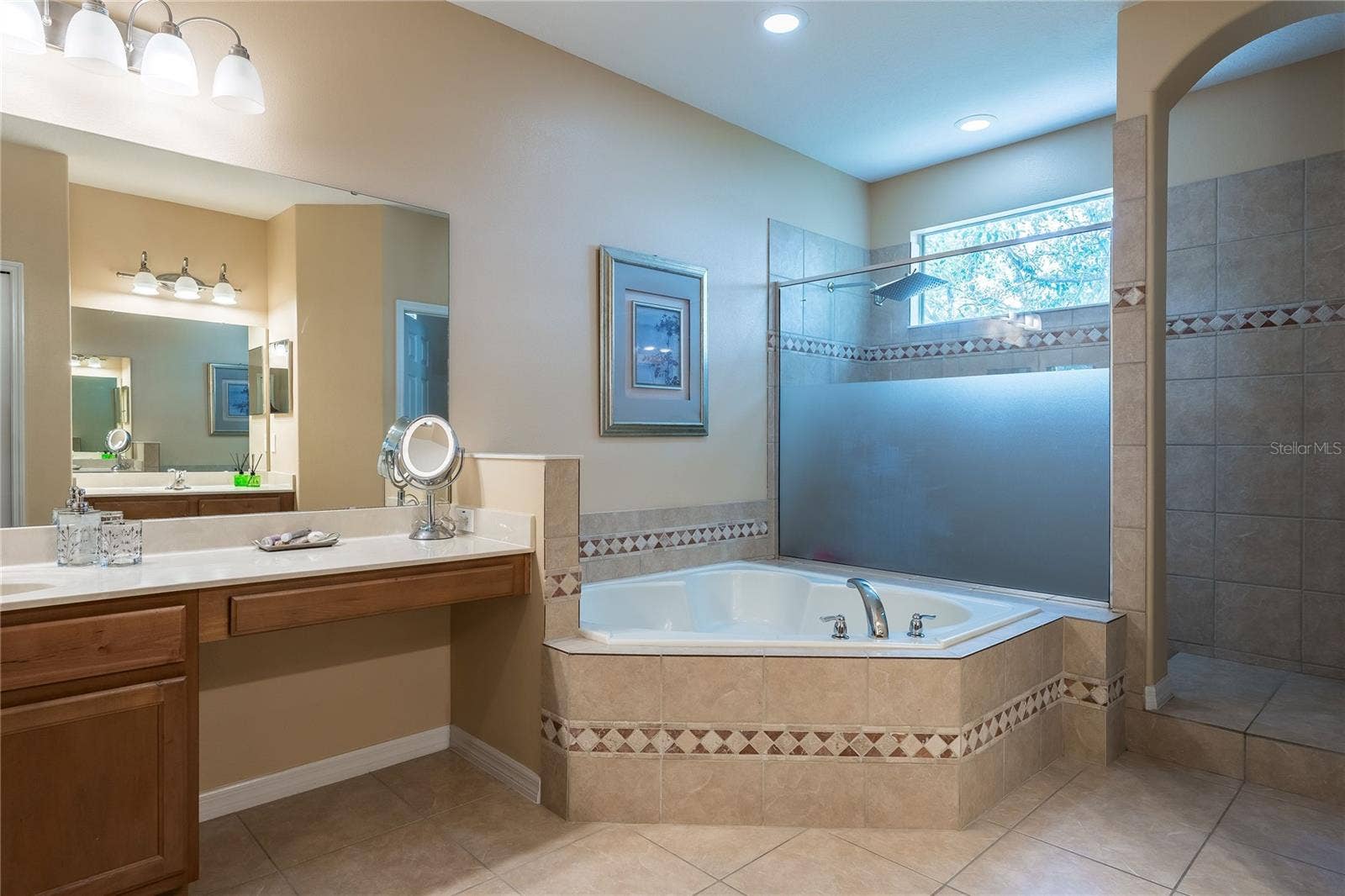 4642 RIVER GEM AVENUE, Windermere, FL 34786 4642 RIVER GEM AVENUE, Windermere, FL 34786