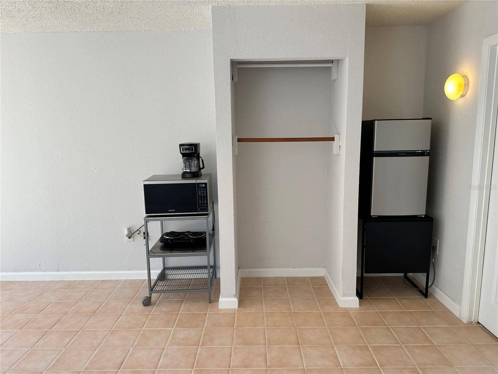 8421 S ORANGE BLOSSOM TRAIL, #443, Orlando, FL 32809 8421 S ORANGE BLOSSOM TRAIL, #443, Orlando, FL 32809