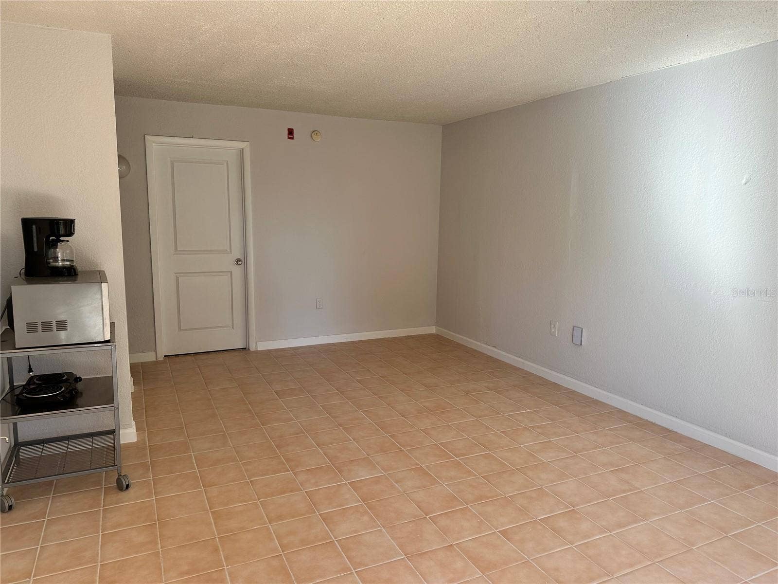 8421 S ORANGE BLOSSOM TRAIL, #443, Orlando, FL 32809 8421 S ORANGE BLOSSOM TRAIL, #443, Orlando, FL 32809