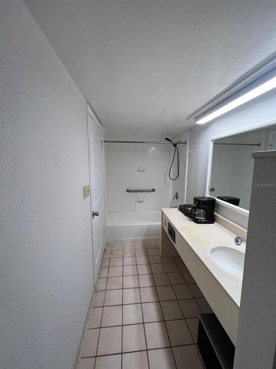 8421 S ORANGE BLOSSOM TRAIL, #443, Orlando, FL 32809 8421 S ORANGE BLOSSOM TRAIL, #443, Orlando, FL 32809