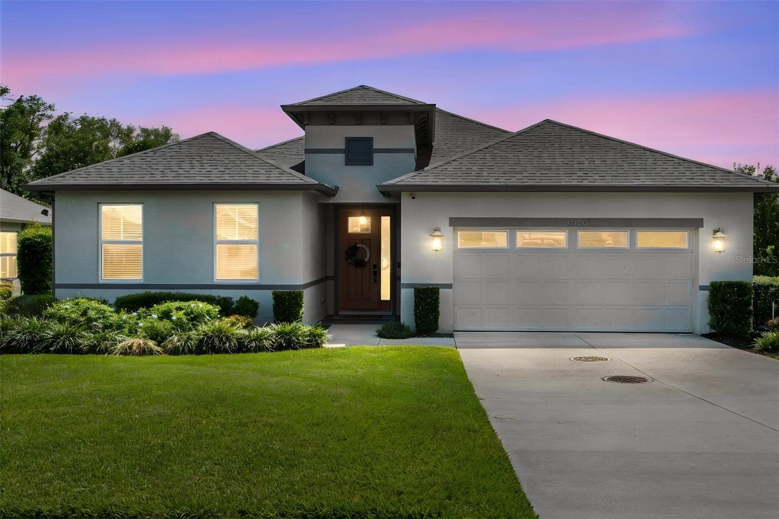 10460 SPRING LAKE DRIVE, Clermont, FL 34711 Welcome home!