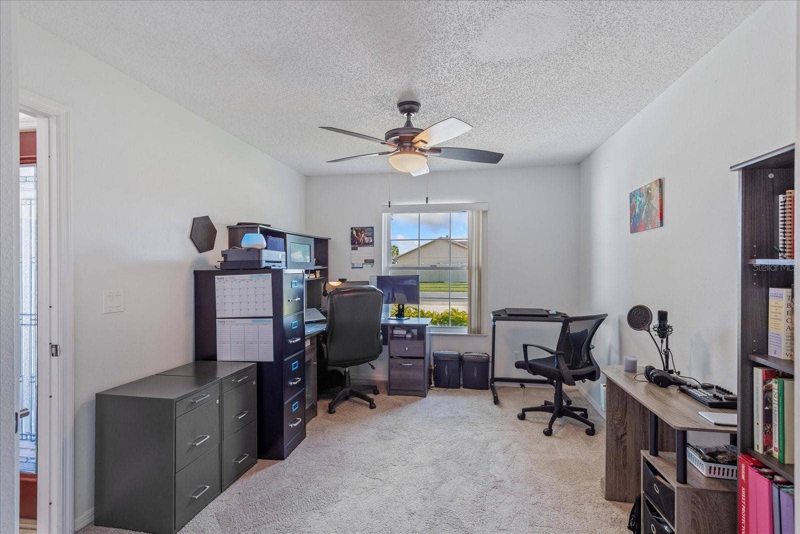 2821 LONE FEATHER DRIVE, Orlando, FL 32837 2821 LONE FEATHER DRIVE, Orlando, FL 32837