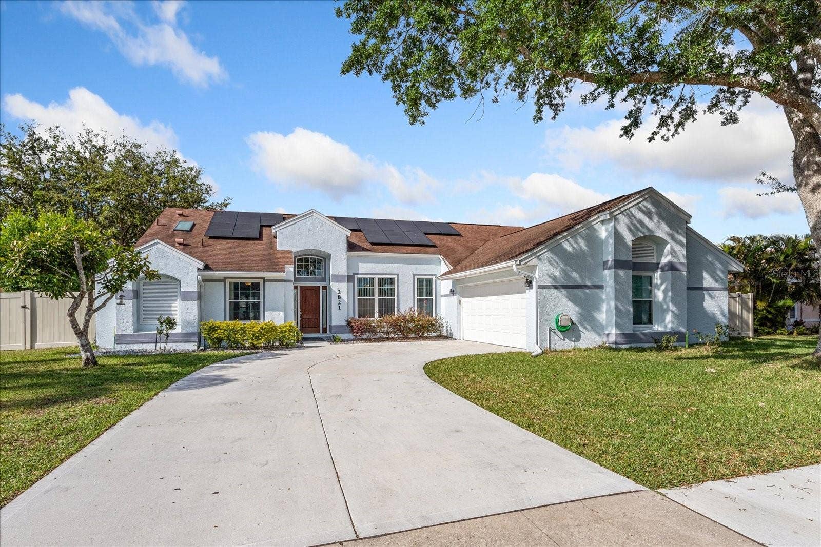 2821 LONE FEATHER DRIVE, Orlando, FL 32837 2821 LONE FEATHER DRIVE, Orlando, FL 32837