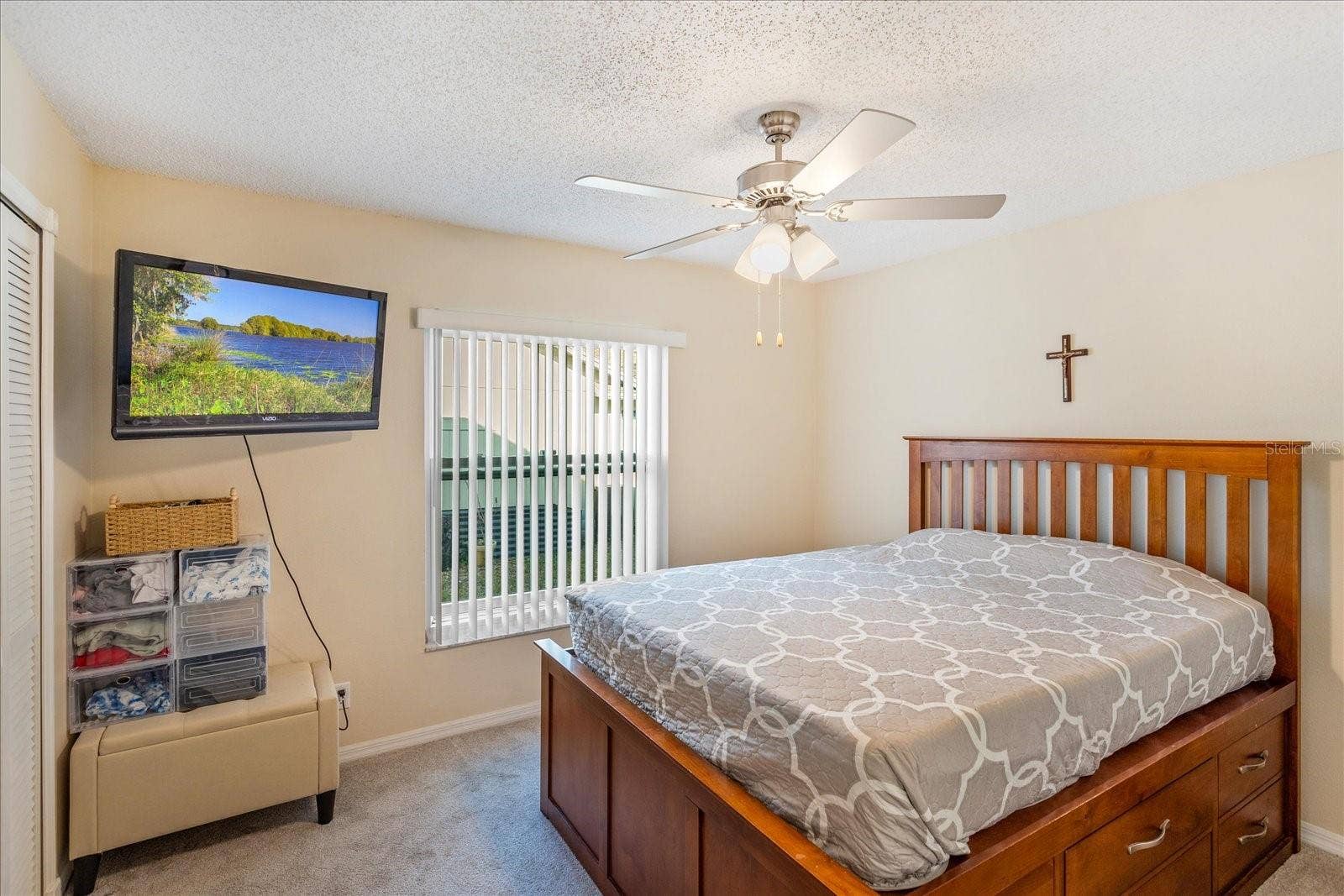 2821 LONE FEATHER DRIVE, Orlando, FL 32837 2821 LONE FEATHER DRIVE, Orlando, FL 32837
