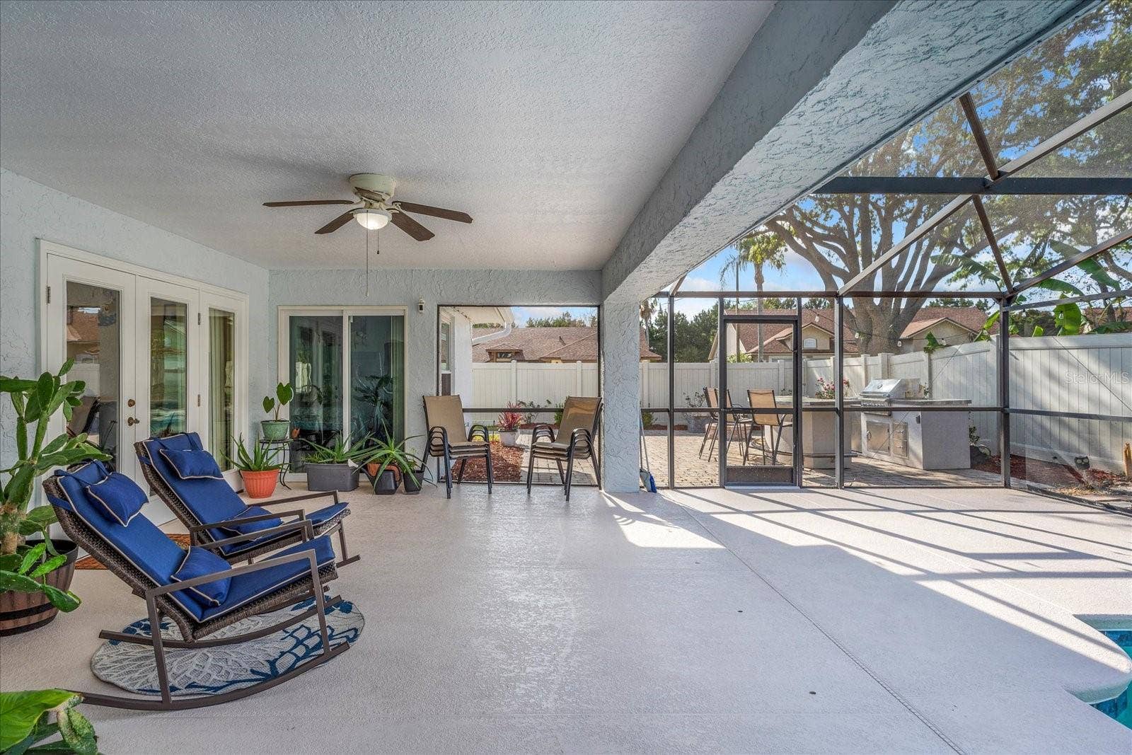 2821 LONE FEATHER DRIVE, Orlando, FL 32837 2821 LONE FEATHER DRIVE, Orlando, FL 32837